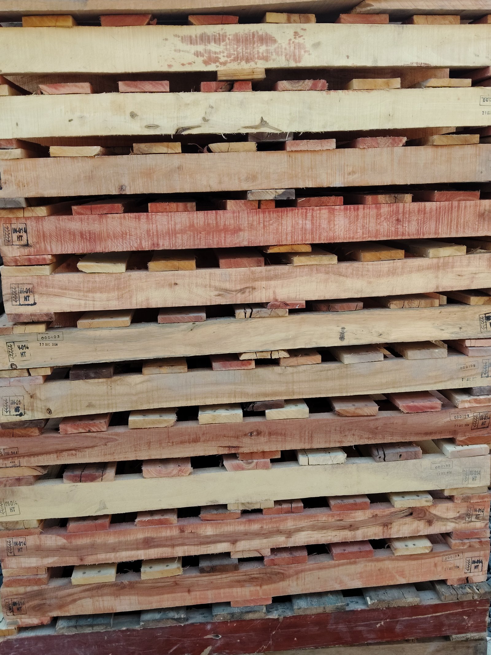 100x100 Wooden Pallet